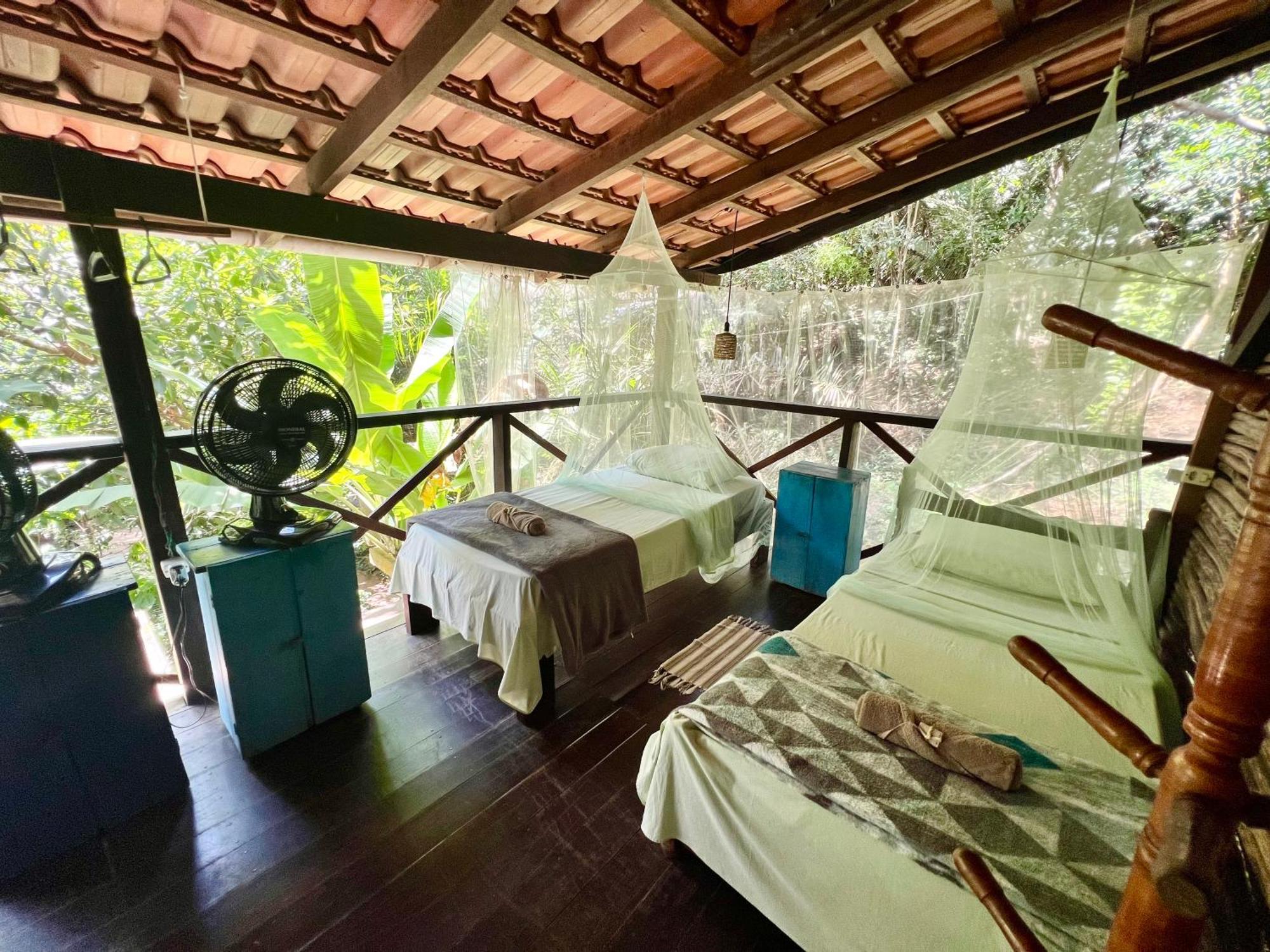 Quarto em Acomodações Particulares Amz, 3 Minutos Da Do Lago!