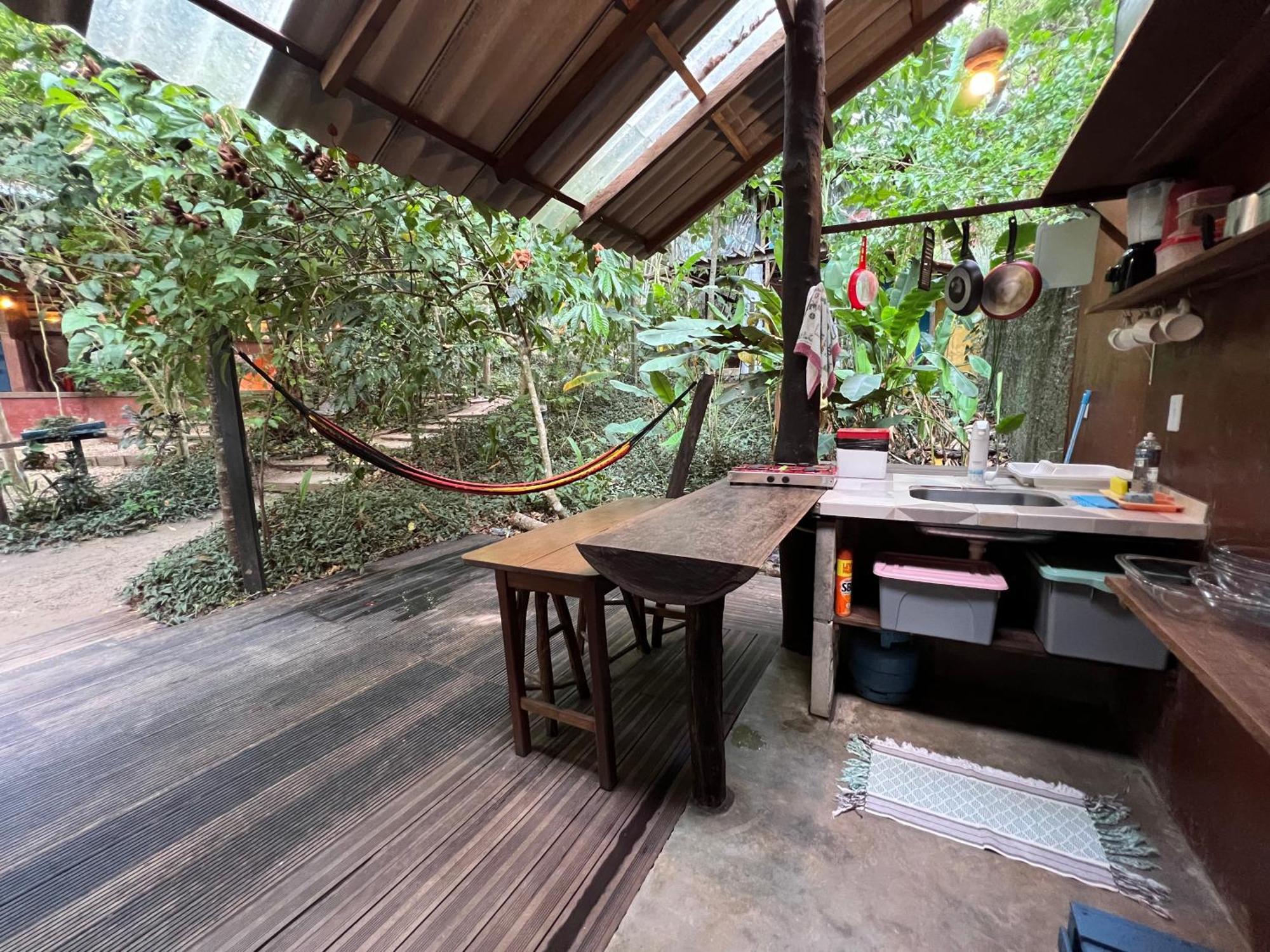 Quarto em Acomodações Particulares Amz, 3 Minutos Da Do Lago! *